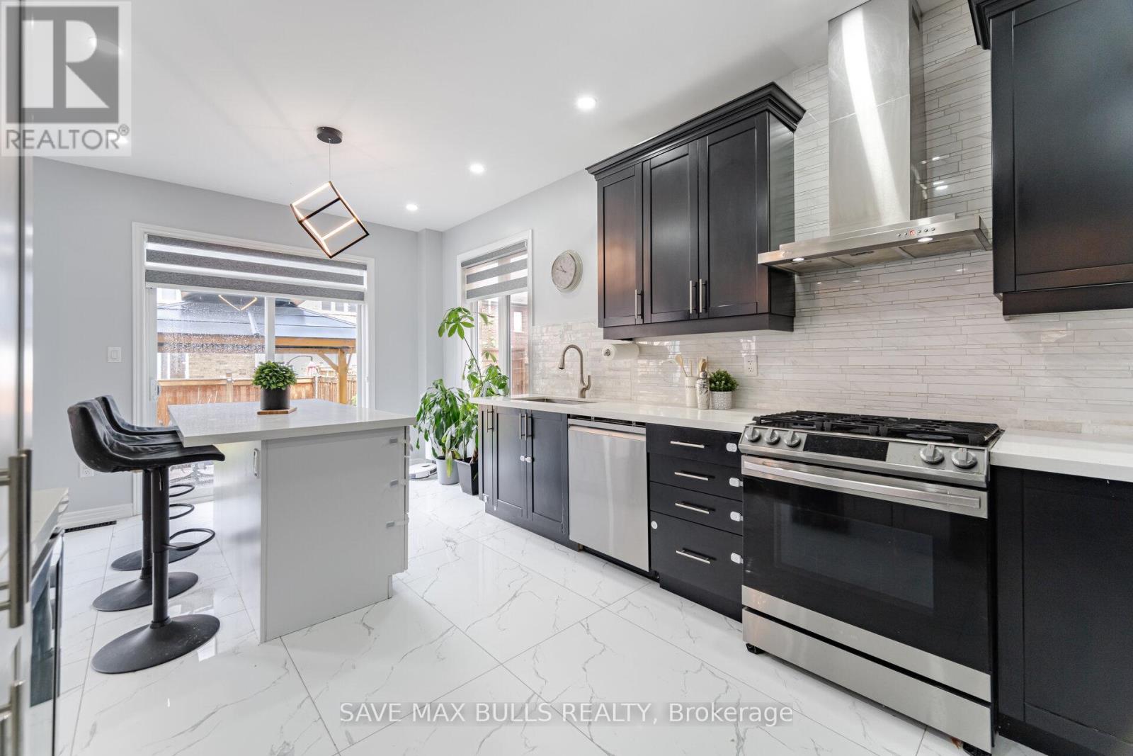 84 Haverstock Crescent, Brampton, Ontario  L7A 0G1 - Photo 18 - W12338311