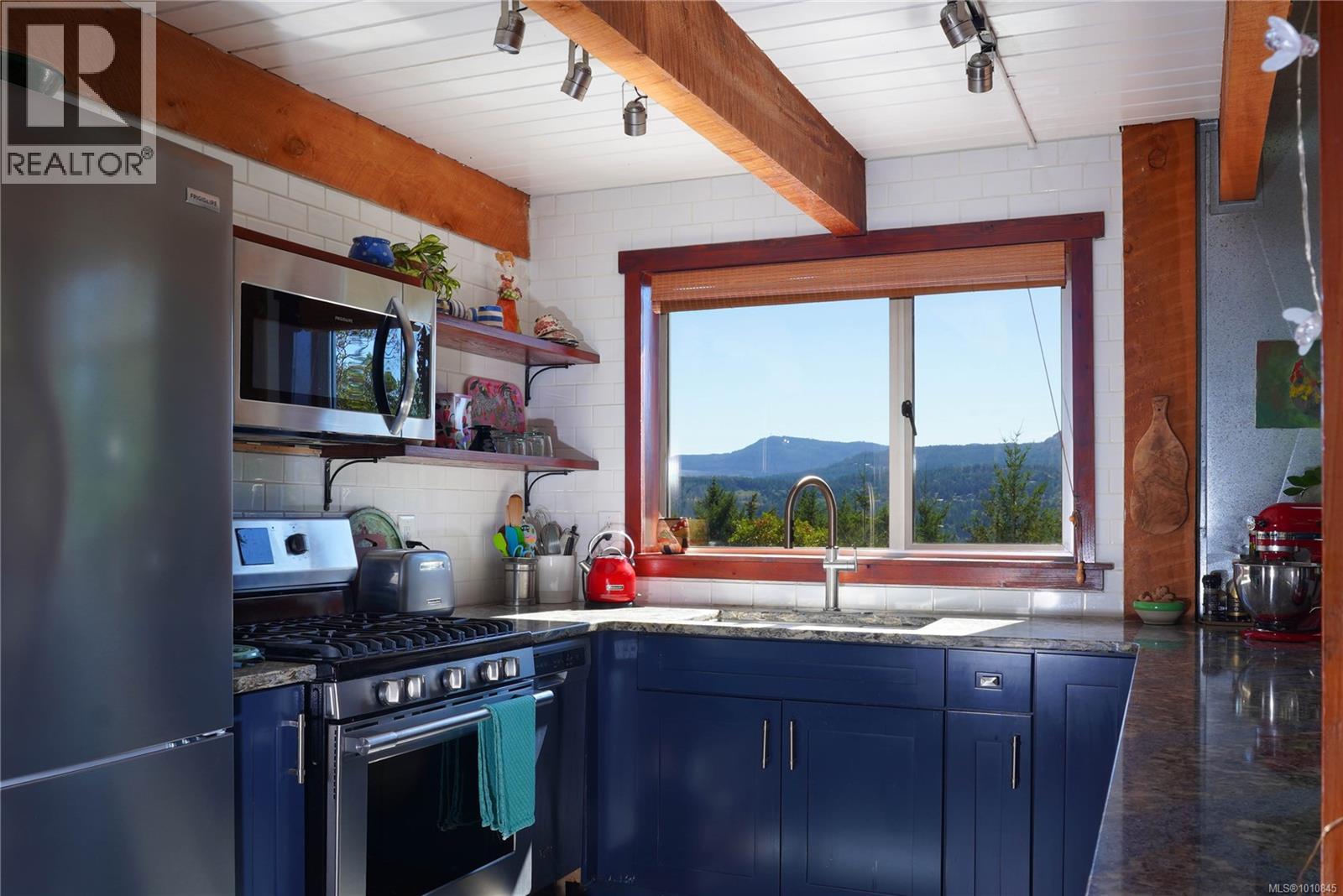 241 Little Mountain Rd, Salt Spring, British Columbia  V8K 2L4 - Photo 6 - 1010845