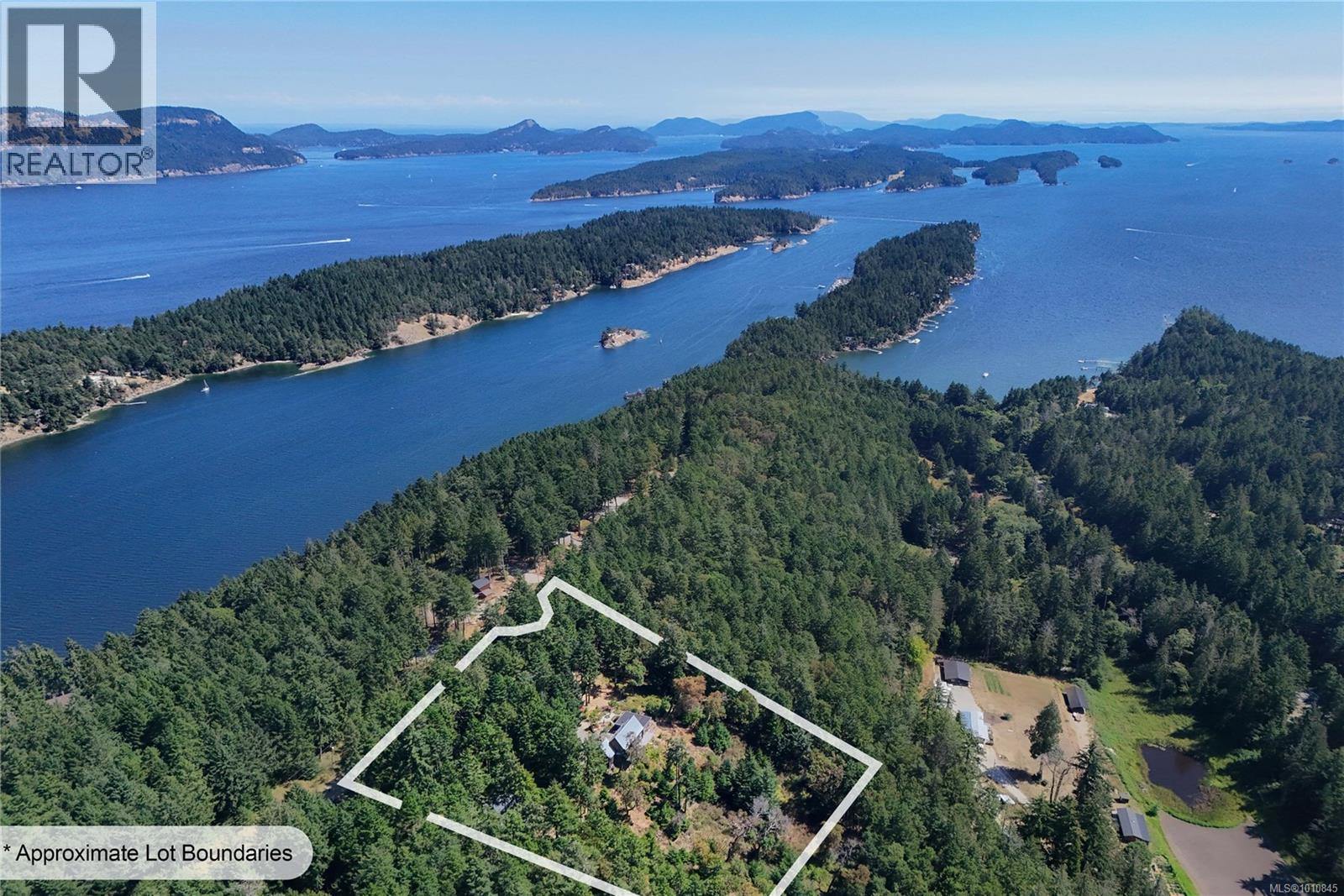 241 Little Mountain Rd, Salt Spring, British Columbia  V8K 2L4 - Photo 2 - 1010845