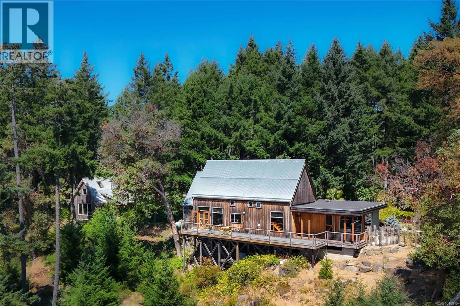 241 Little Mountain Rd, Salt Spring, British Columbia  V8K 2L4 - Photo 1 - 1010845