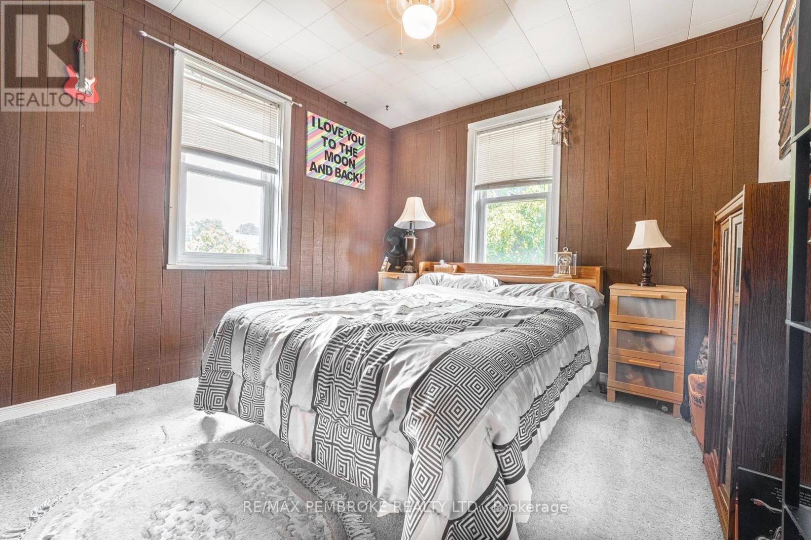 402 Christie Street, Pembroke, Ontario  K8A 4R9 - Photo 18 - X12338358