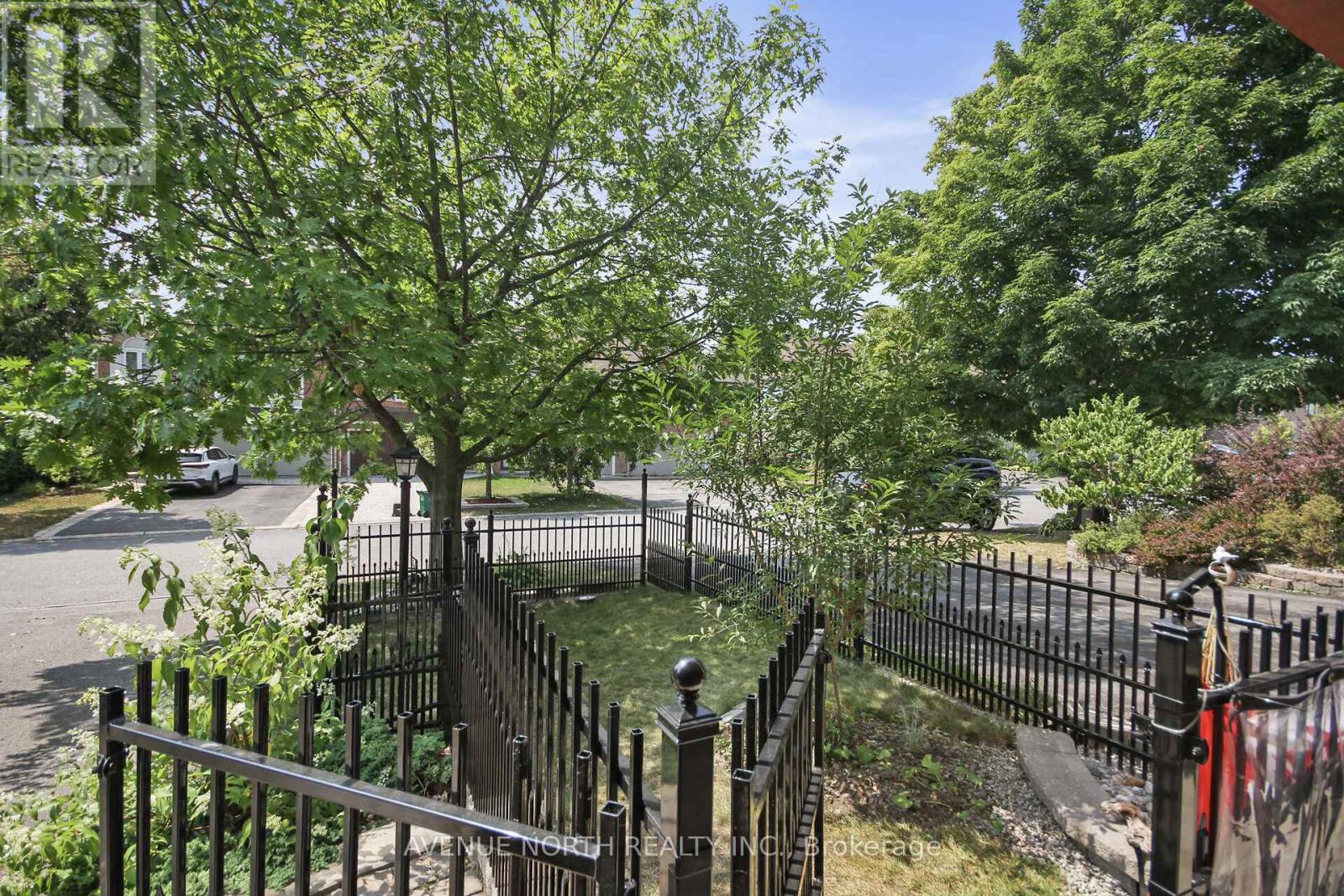 Property at 57 MACASSA CIRCLE image 3