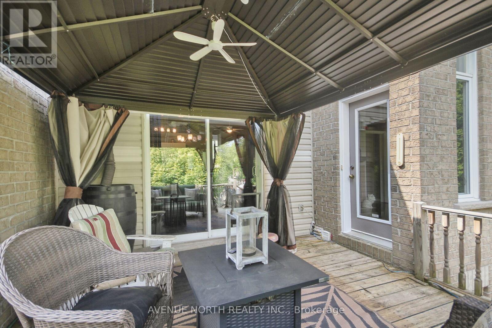 57 Macassa Circle, Ottawa, Ontario  K2T 1J8 - Photo 42 - X12338327