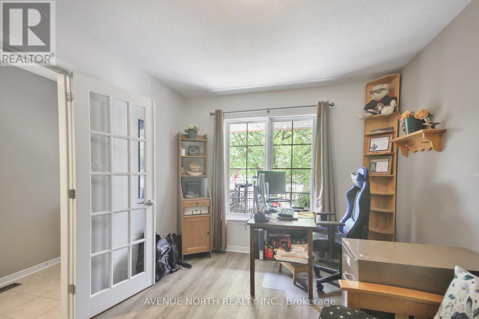 57 Macassa Circle, Ottawa, Ontario  K2T 1J8 - Photo 6 - X12338327