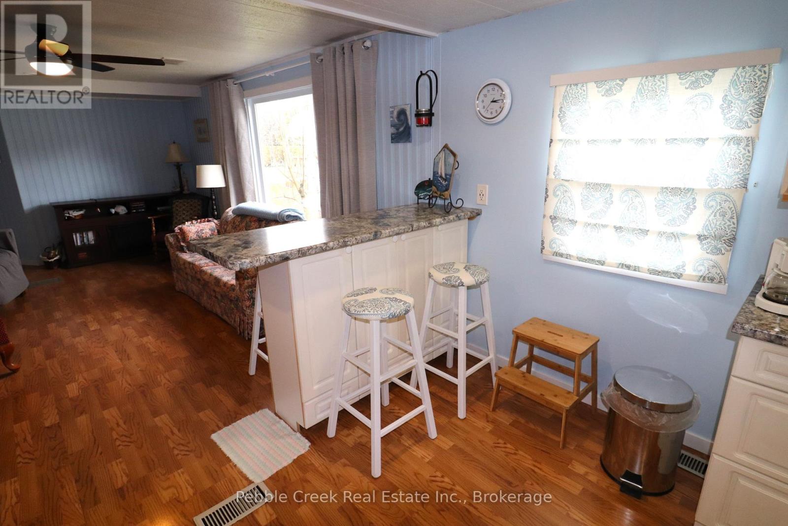 6 Turnbull's Grove Road S, Bluewater, Ontario  N0M 1N0 - Photo 11 - X12148878