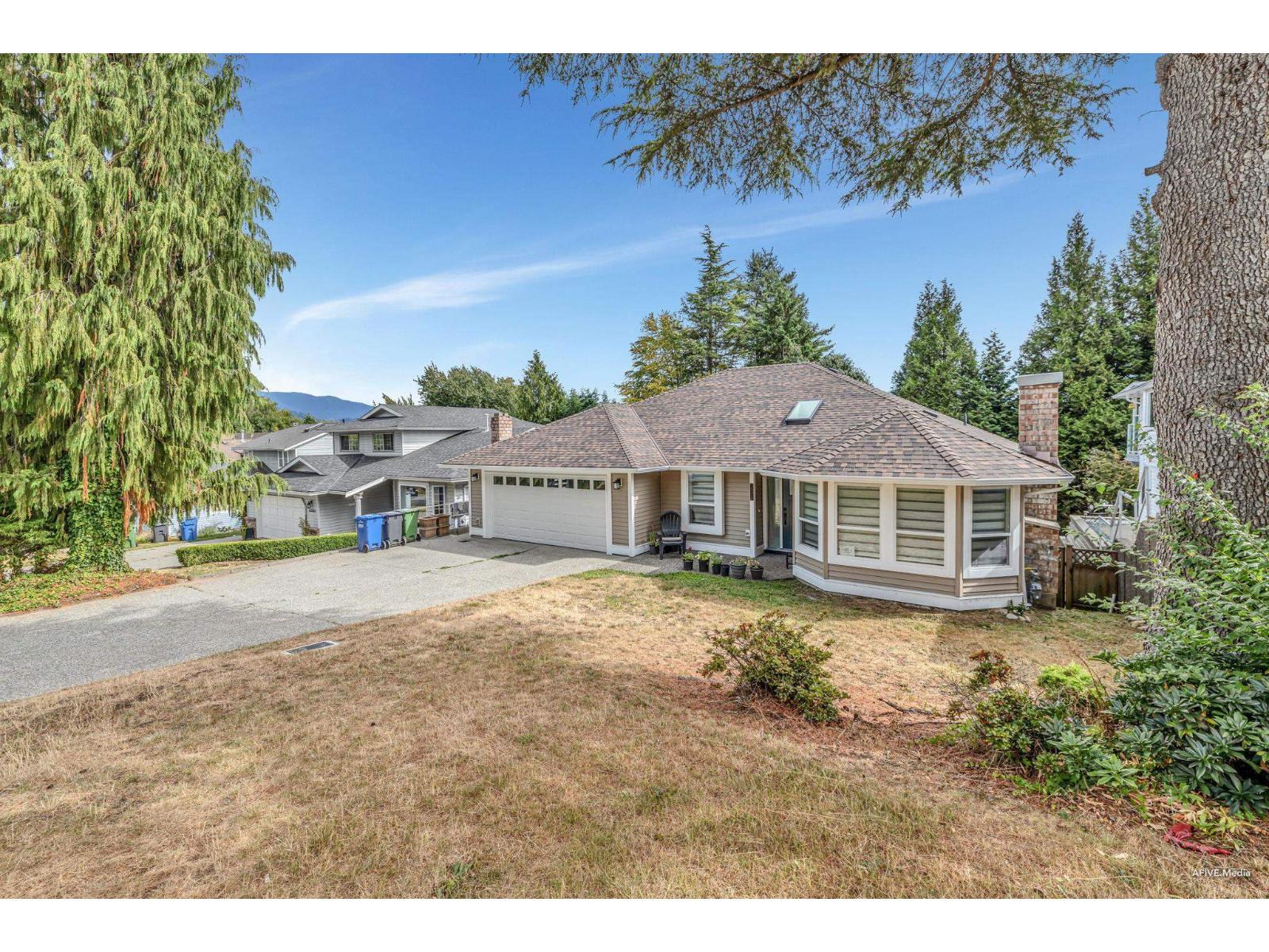 Property at 35320 MCCORKELL DRIVE image 3