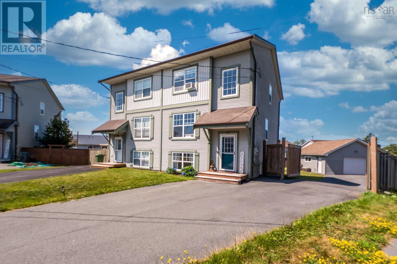 Property at 47 Delcraft Court image 2
