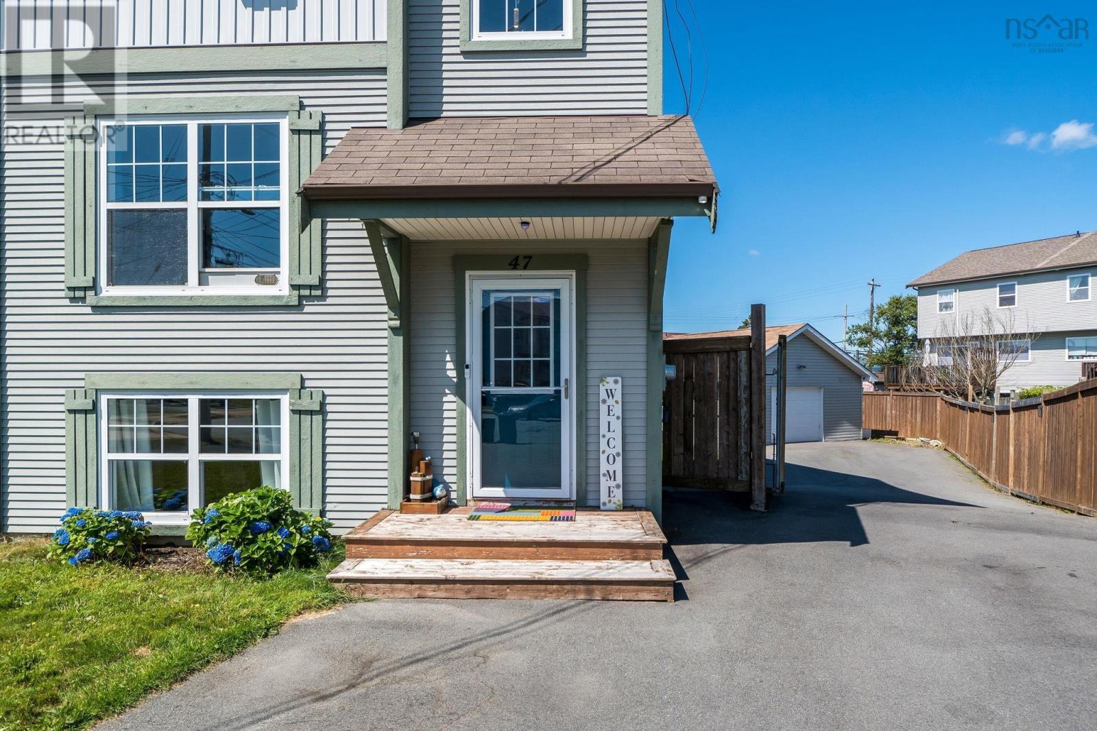 Property at 47 Delcraft Court image 4