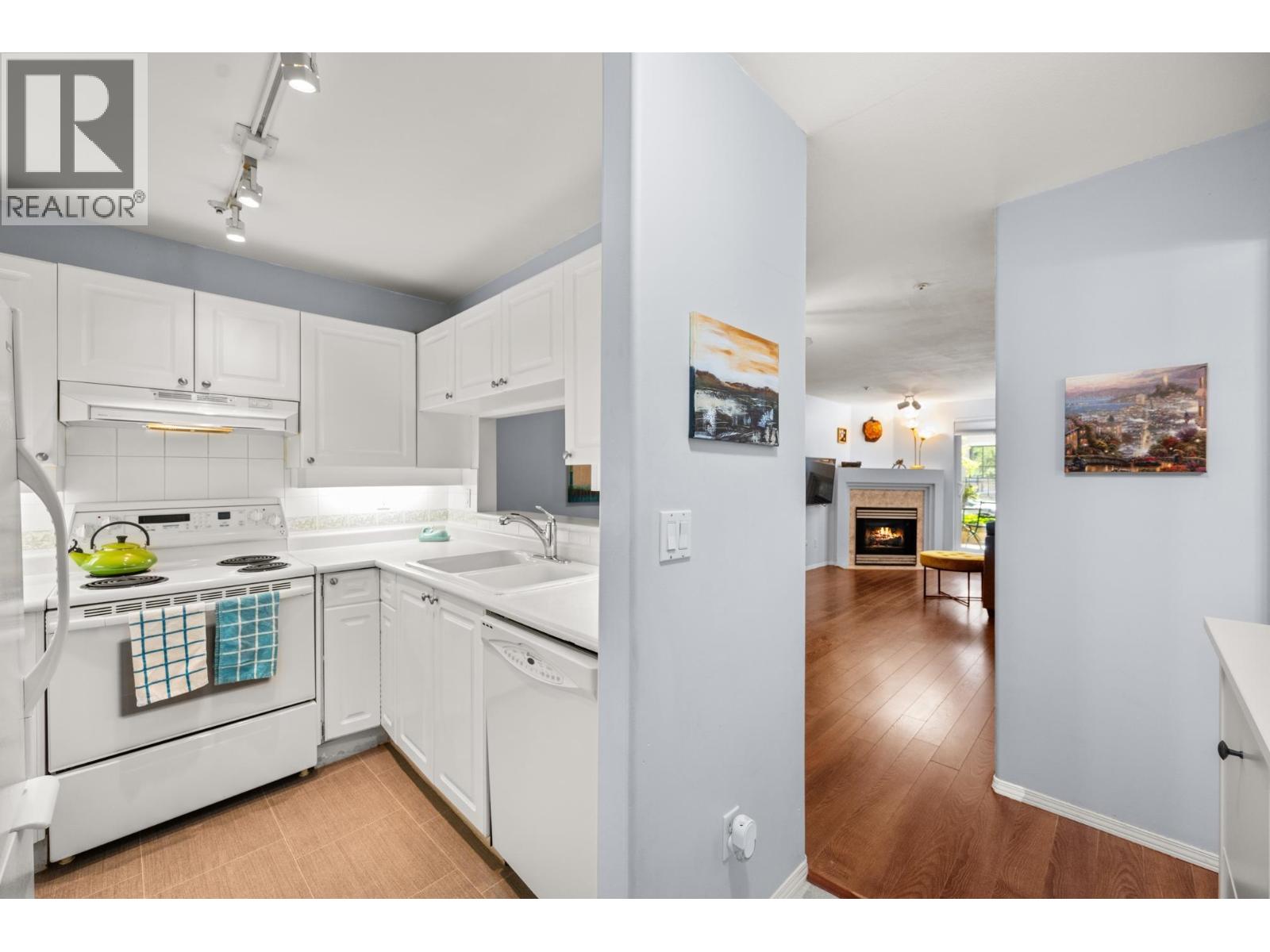 Property at 103 2231 WELCHER AVENUE image 1
