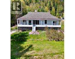 5759 LONGBEACH Road Kokanee Creek to Balfour
