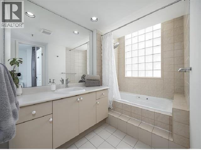 1 551 Austin Avenue, Coquitlam, British Columbia  V3K 6R7 - Photo 12 - R3035655