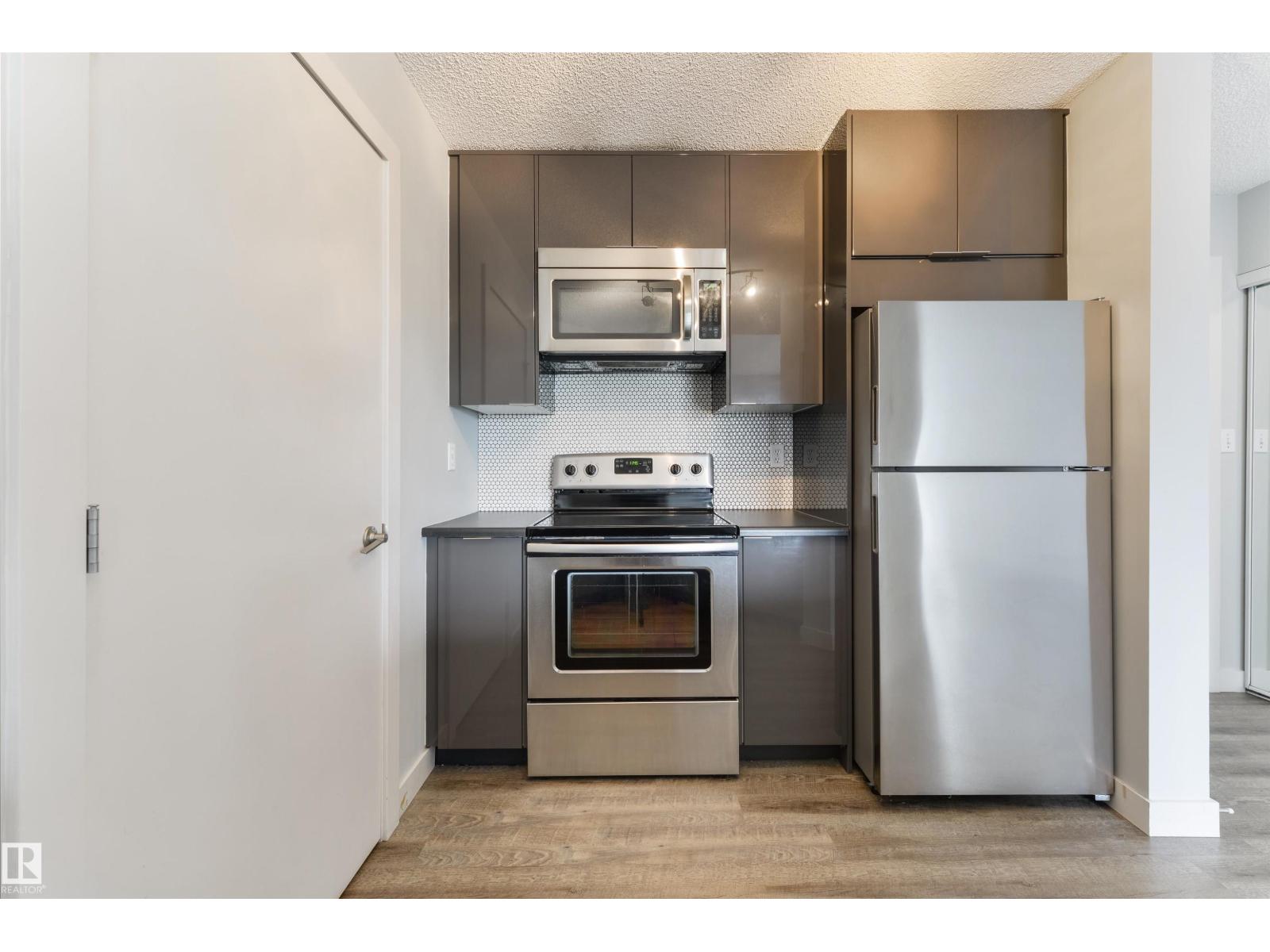 #409 10153 117 St Nw, Edmonton, Alberta  T5K 1X5 - Photo 9 - E4452458