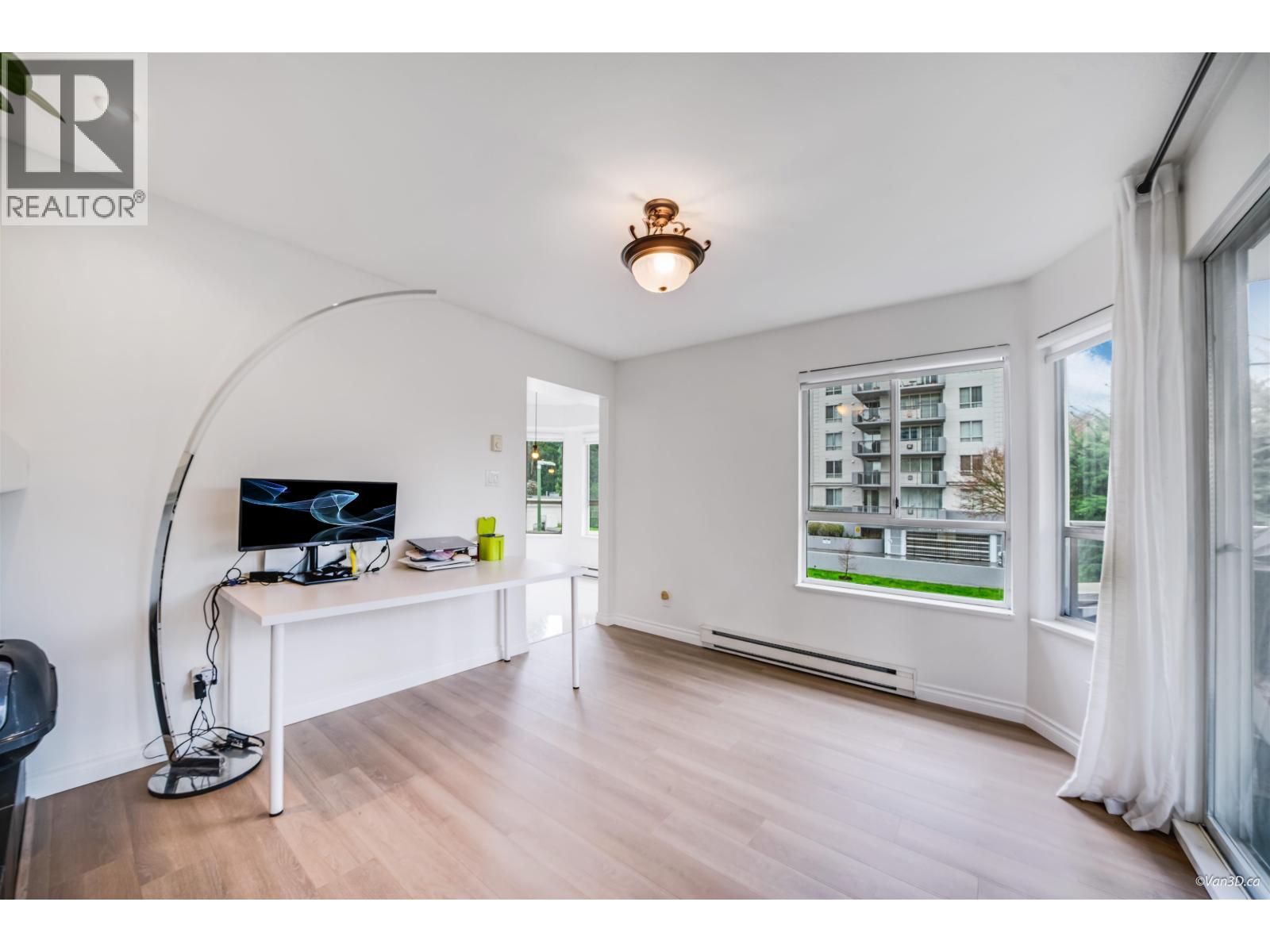 301 525 Austin Avenue, Coquitlam, British Columbia  V3K 3M6 - Photo 10 - R3035627