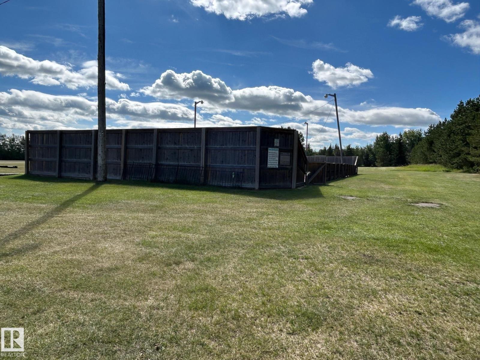 208 Oak St, Rural Sturgeon County, Alberta  T0A 1N6 - Photo 18 - E4452460