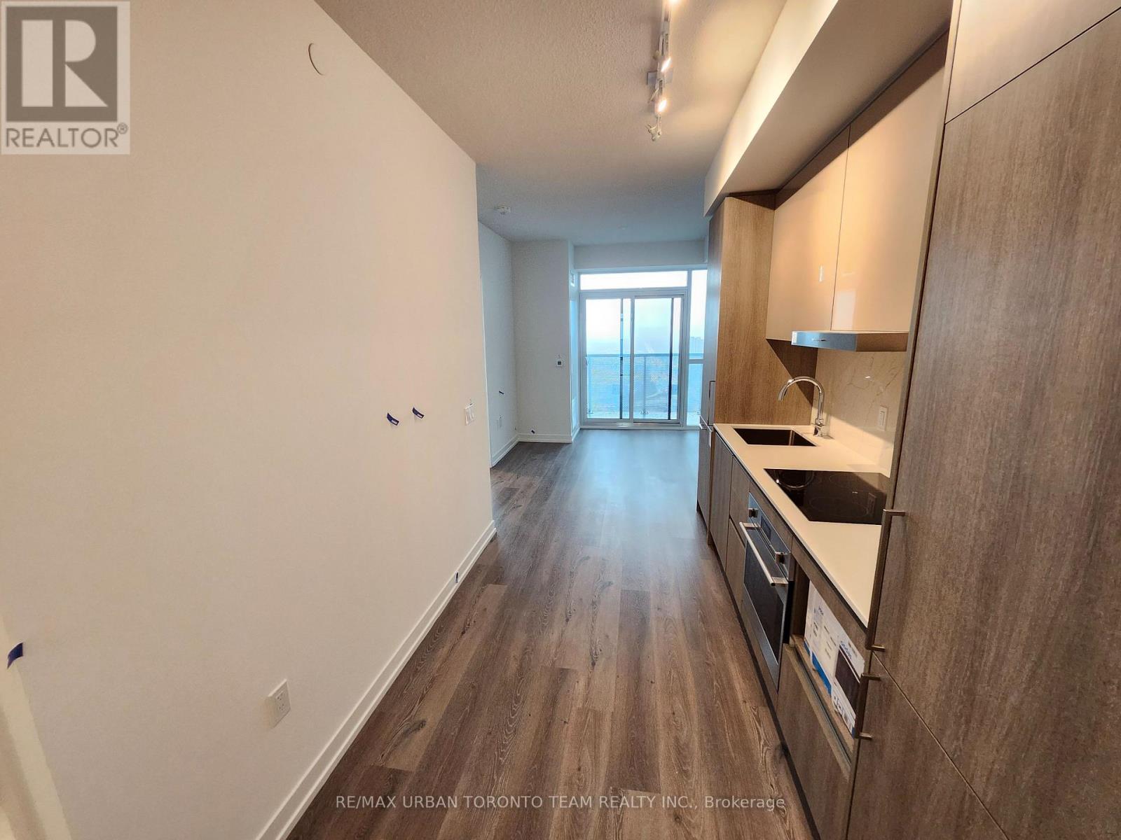4608 - 225 Commerce Street, Vaughan, Ontario  L4K 0R1 - Photo 2 - N12338348