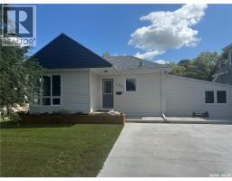 136 10th Street, Weyburn, Ca