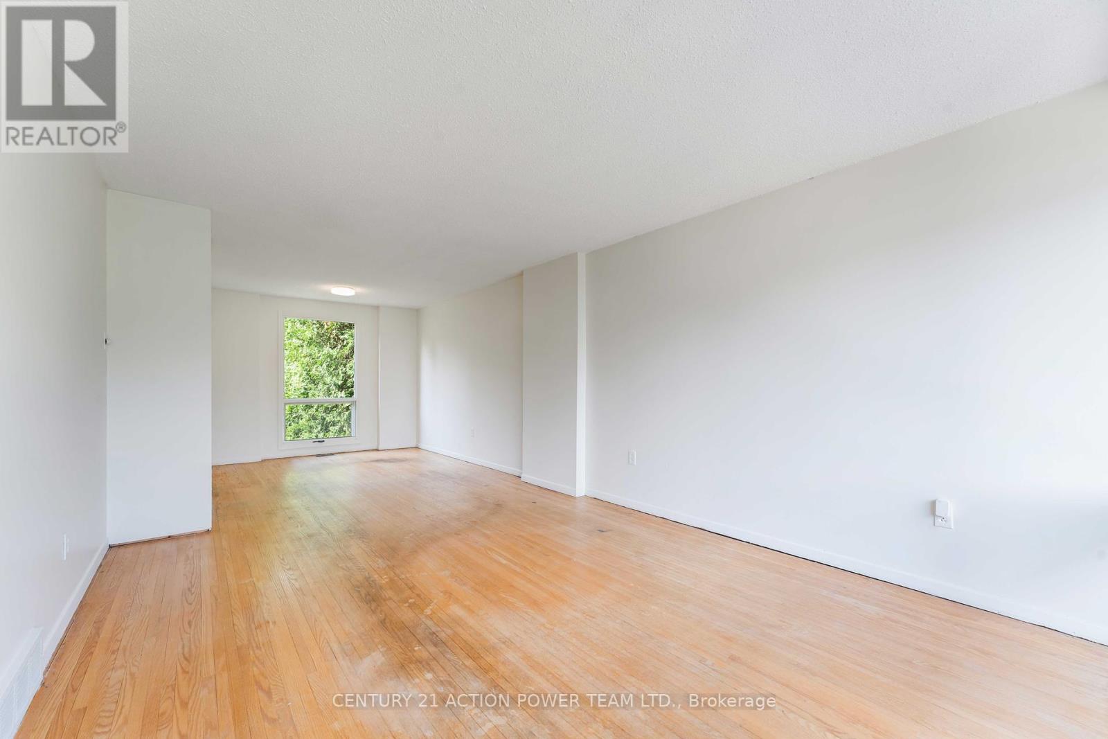 Property at 63 CHESTERTON DRIVE image 4