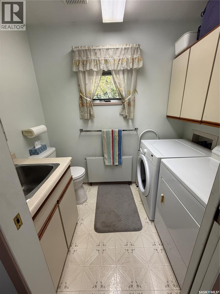 701 Adamson Crescent, Shellbrook, Saskatchewan  S0J 2E0 - Photo 14 - SK015342