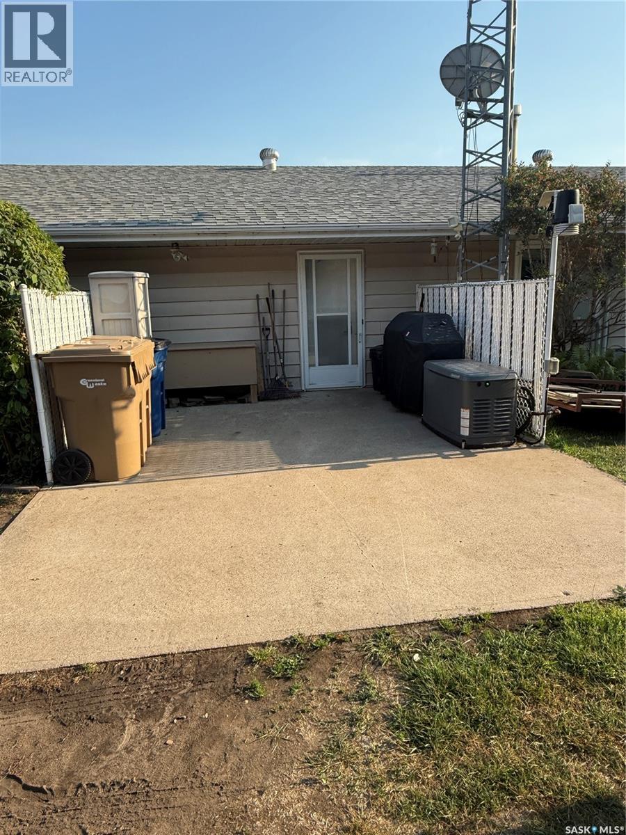 701 Adamson Crescent, Shellbrook, Saskatchewan  S0J 2E0 - Photo 16 - SK015342