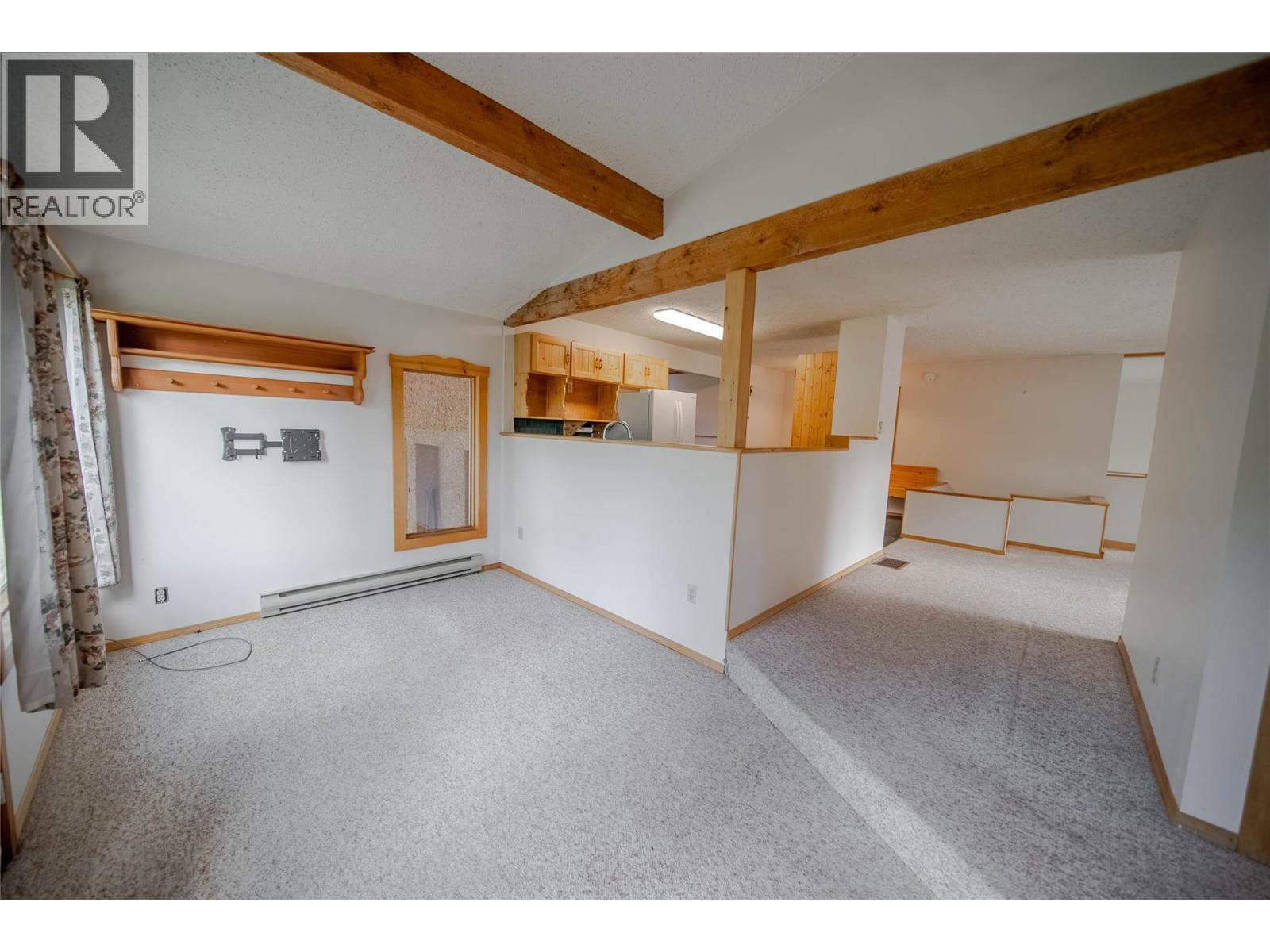 7825 Jaffray Baynes Lake Road Road, Jaffray, British Columbia  V0B 1T4 - Photo 11 - 10359085