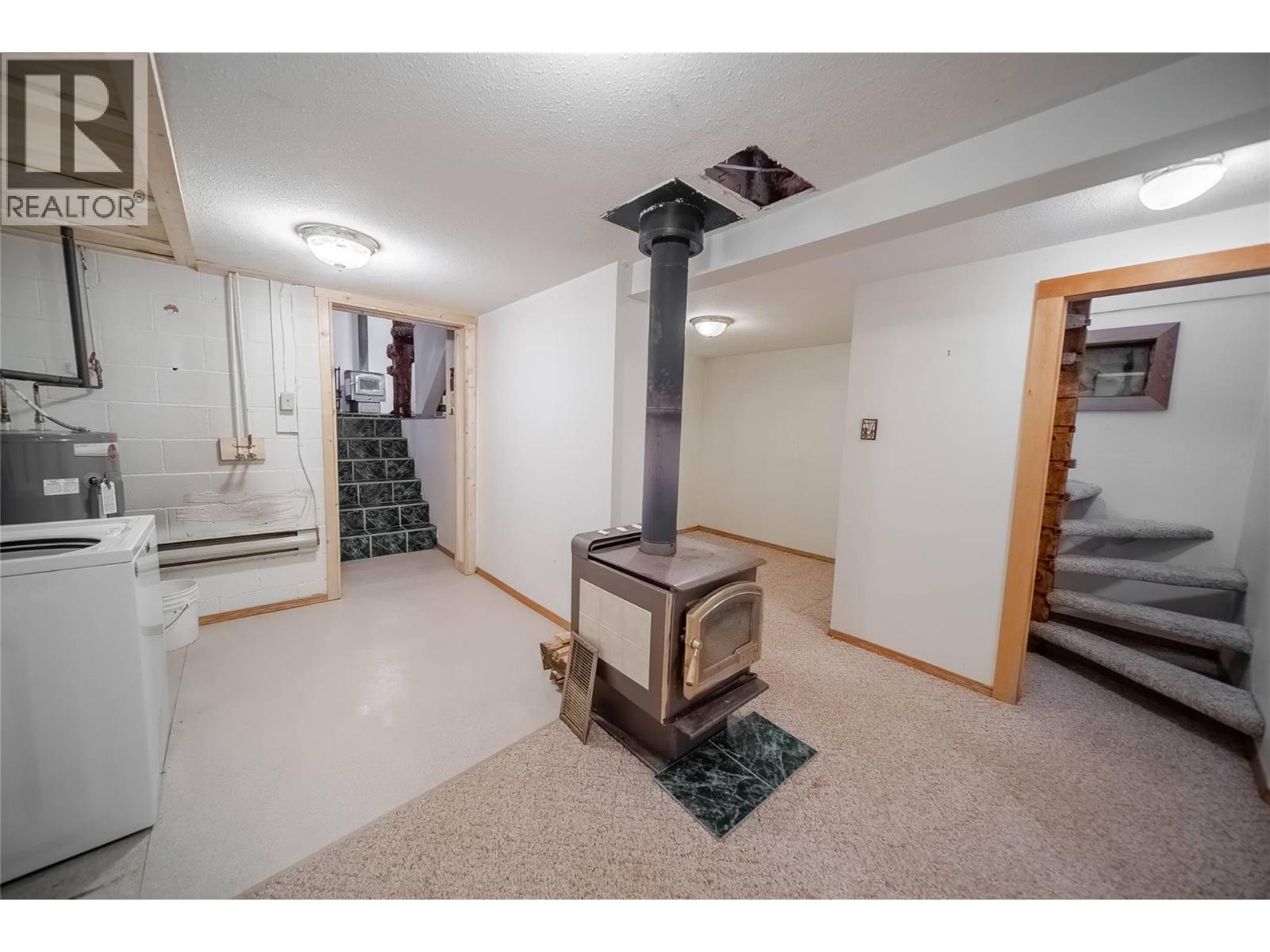 7825 Jaffray Baynes Lake Road Road, Jaffray, British Columbia  V0B 1T4 - Photo 29 - 10359085