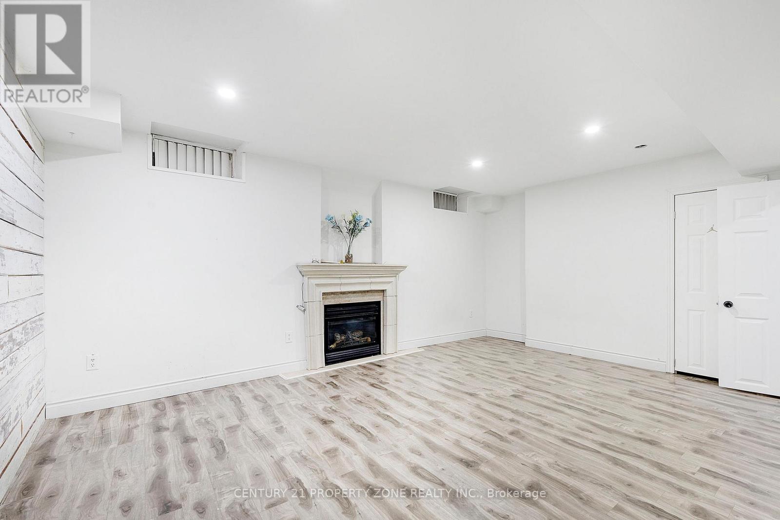 Basement - 56 Gentle Fox Drive, Caledon, Ontario  L7C 3S6 - Photo 6 - W12338376