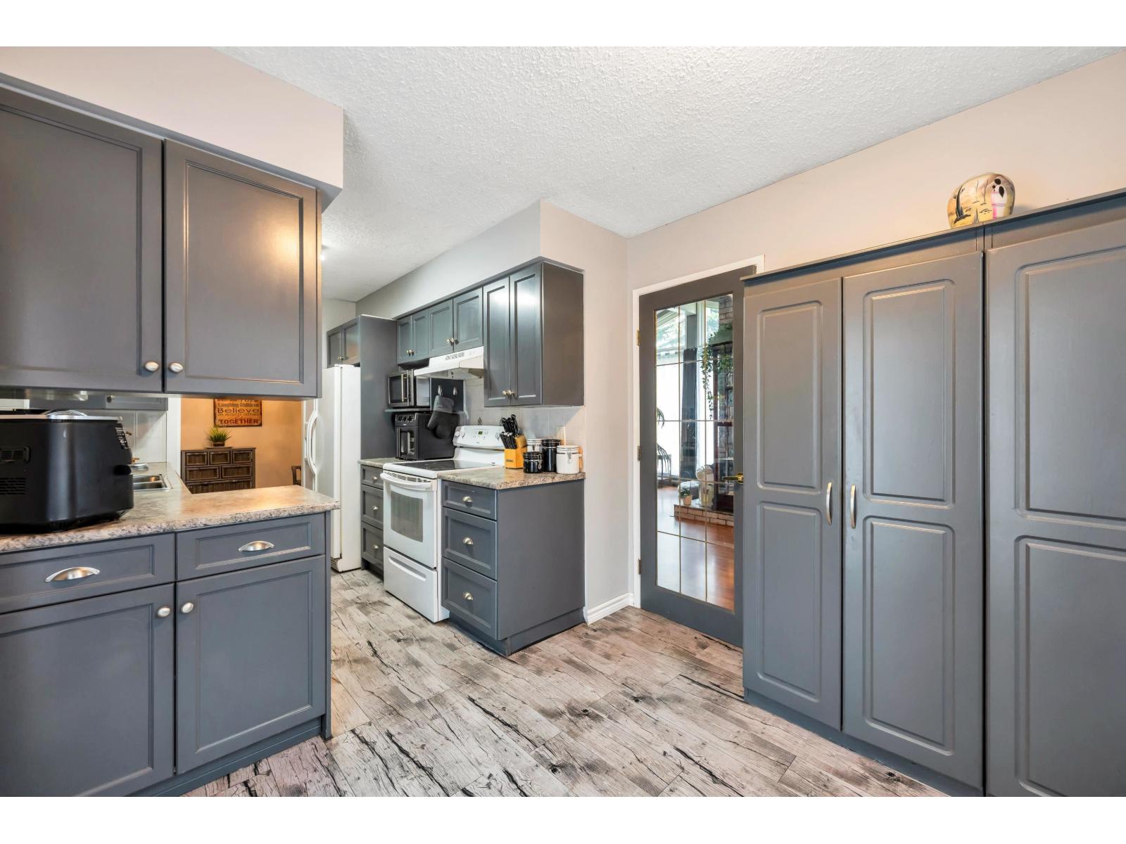 31544 Sunnyside Crescent, Abbotsford, British Columbia  V2T 4B3 - Photo 14 - R3035478