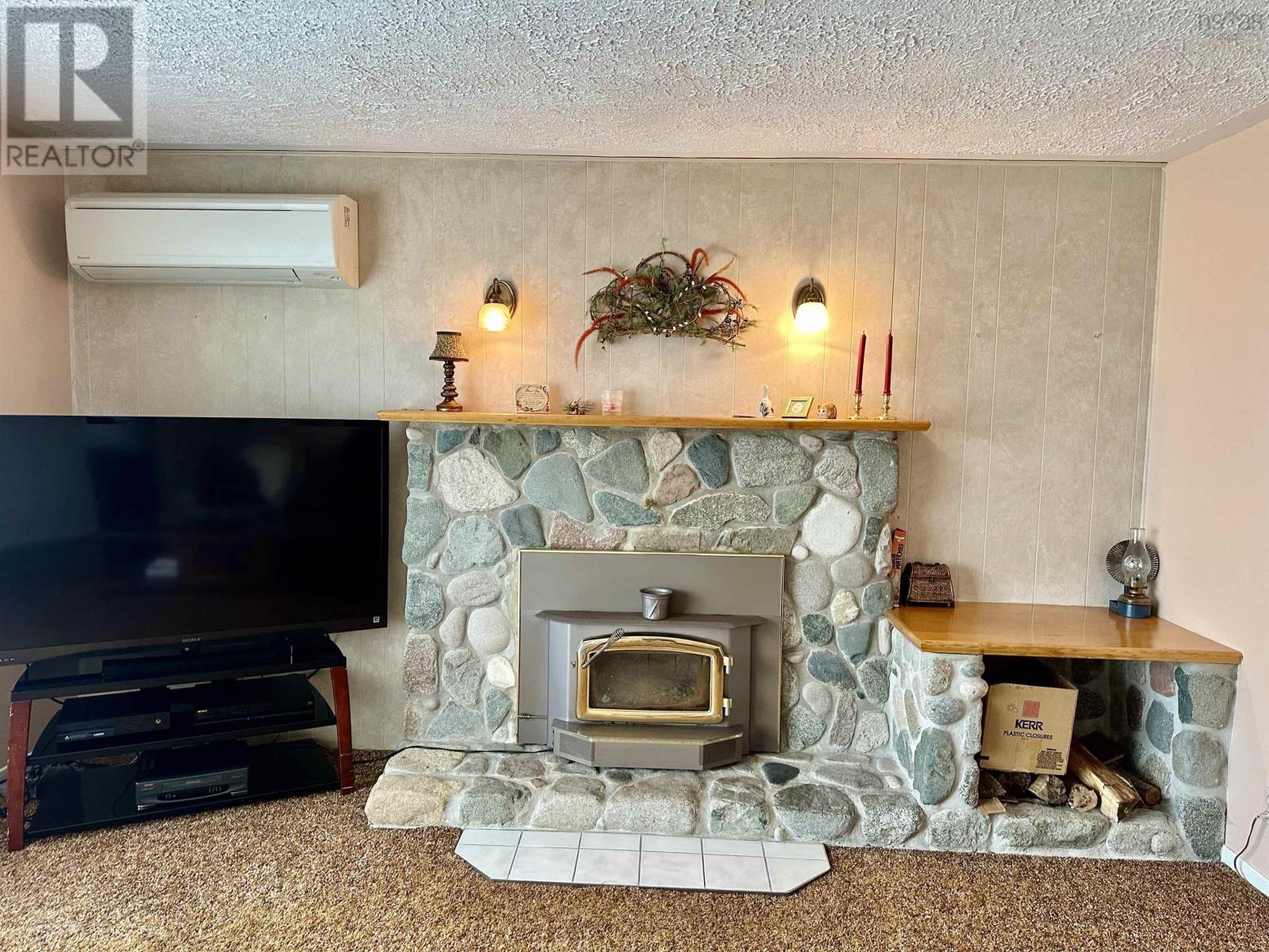 51 Rendell Drive, Little Bras D'or, Nova Scotia  B1Y 2Y7 - Photo 12 - 202517463