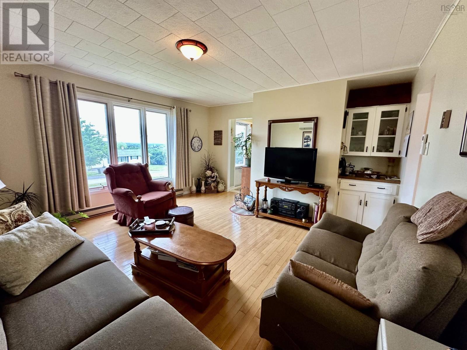 51 Rendell Drive, Little Bras D'or, Nova Scotia  B1Y 2Y7 - Photo 9 - 202517463