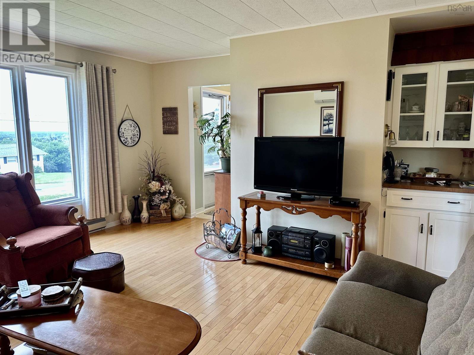 51 Rendell Drive, Little Bras D'or, Nova Scotia  B1Y 2Y7 - Photo 10 - 202517463