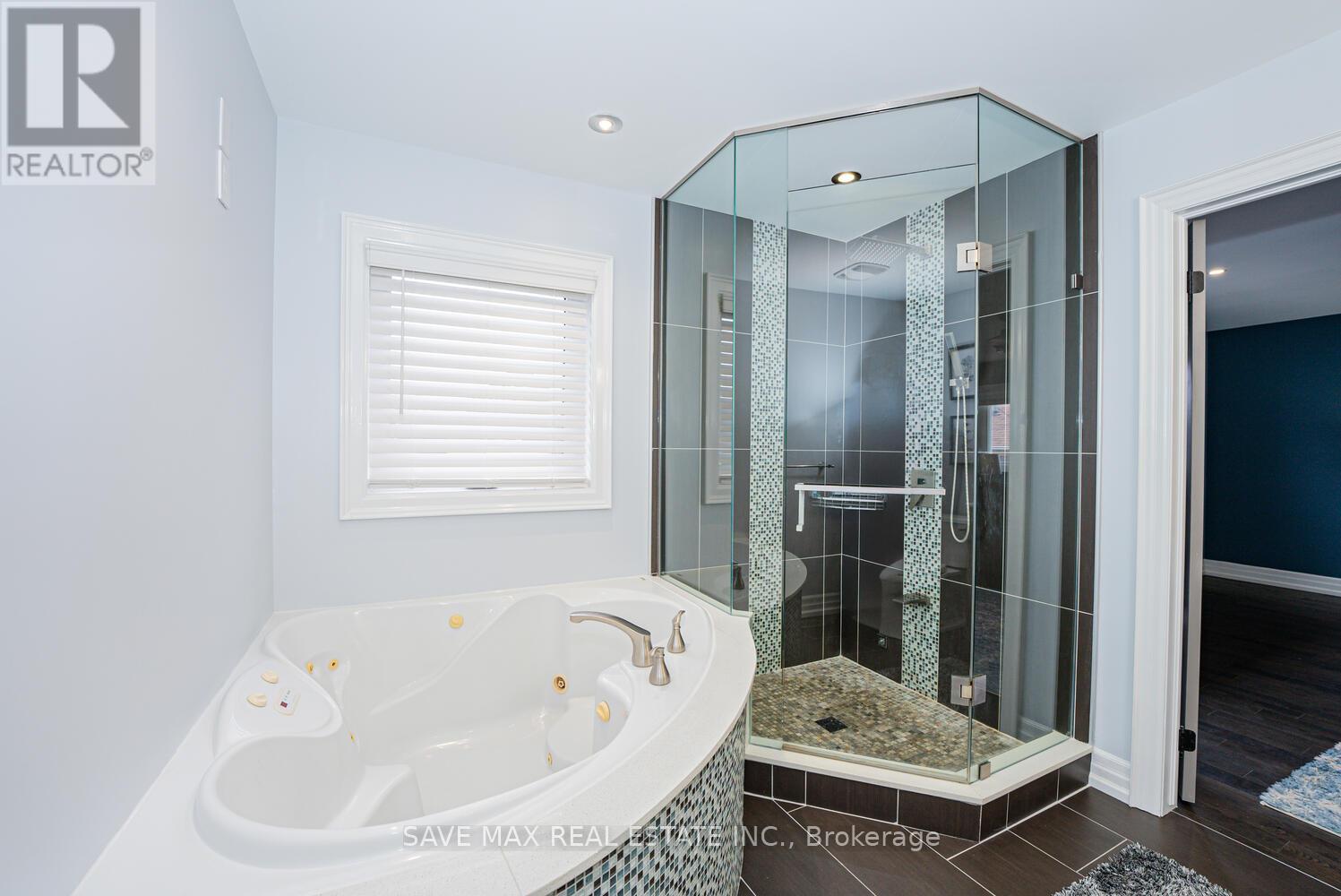 23 Hillcrest Avenue, Brampton, Ontario  L6W 1Y7 - Photo 22 - W12338403