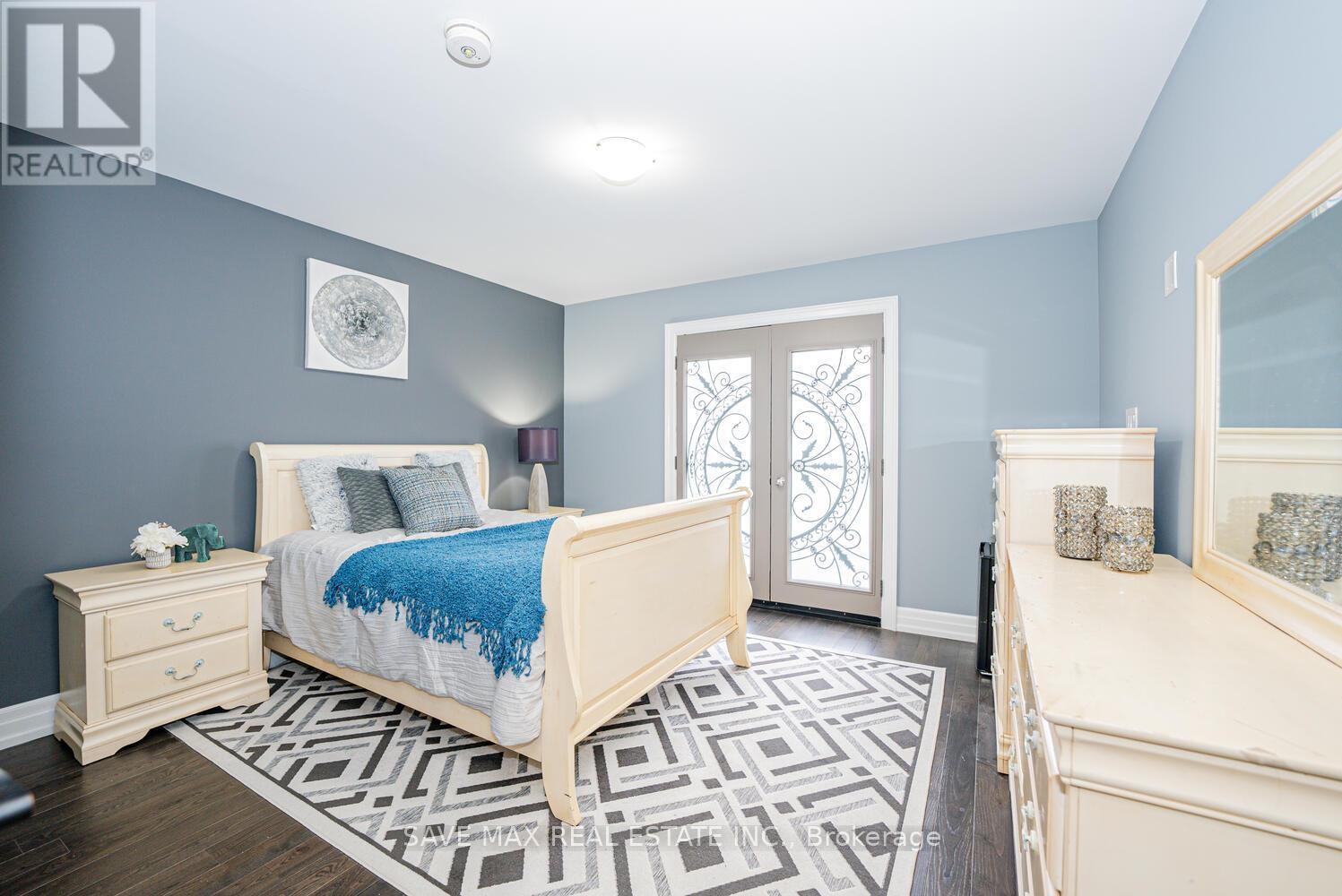 23 Hillcrest Avenue, Brampton, Ontario  L6W 1Y7 - Photo 30 - W12338403