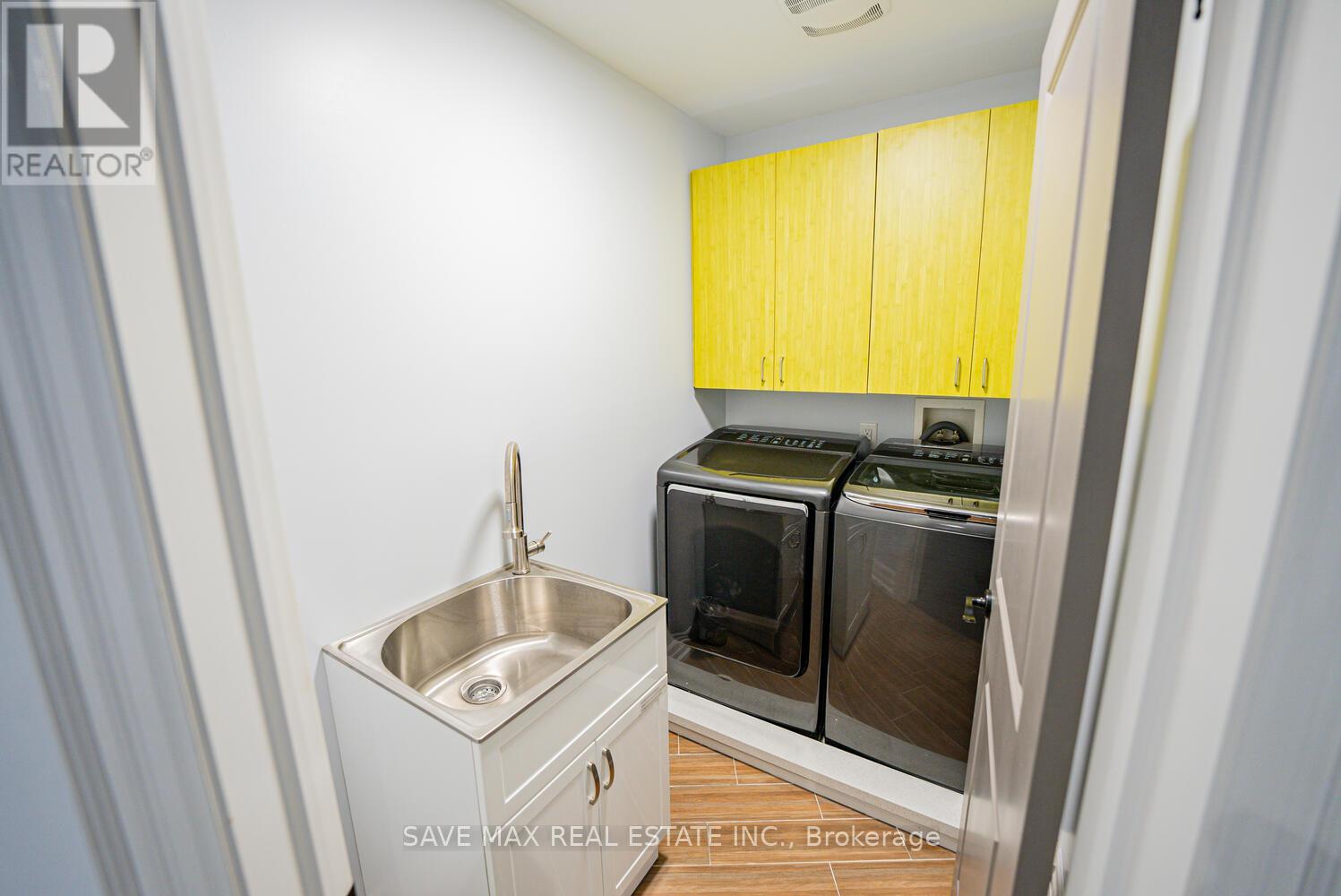 23 Hillcrest Avenue, Brampton, Ontario  L6W 1Y7 - Photo 34 - W12338403