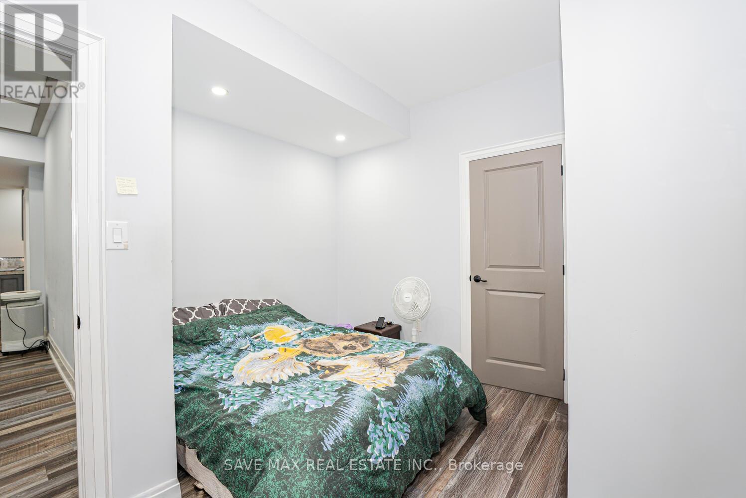23 Hillcrest Avenue, Brampton, Ontario  L6W 1Y7 - Photo 40 - W12338403