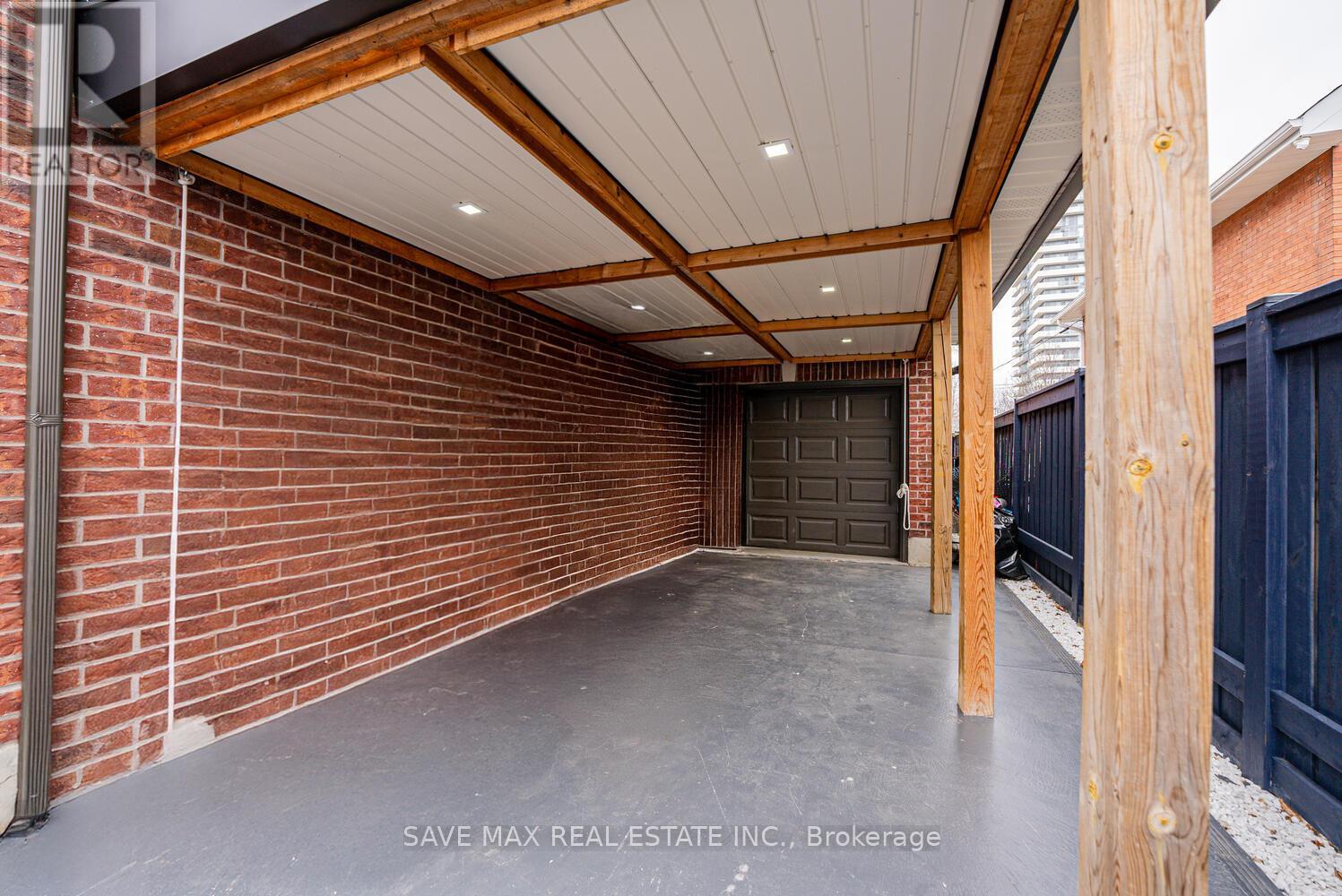 23 Hillcrest Avenue, Brampton, Ontario  L6W 1Y7 - Photo 44 - W12338403