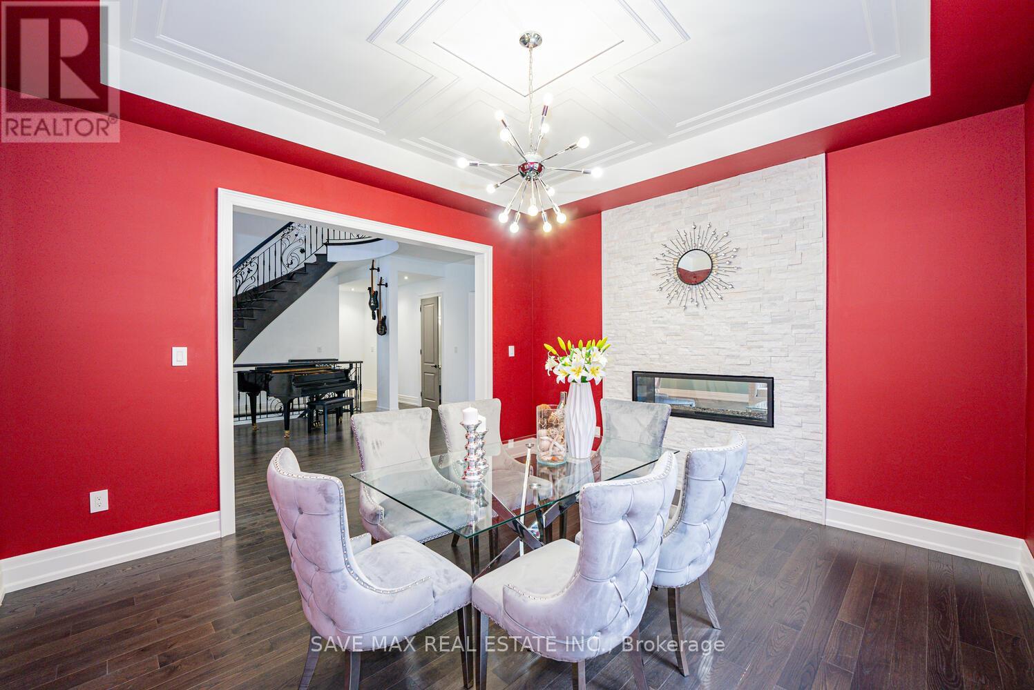 23 Hillcrest Avenue, Brampton, Ontario  L6W 1Y7 - Photo 9 - W12338403