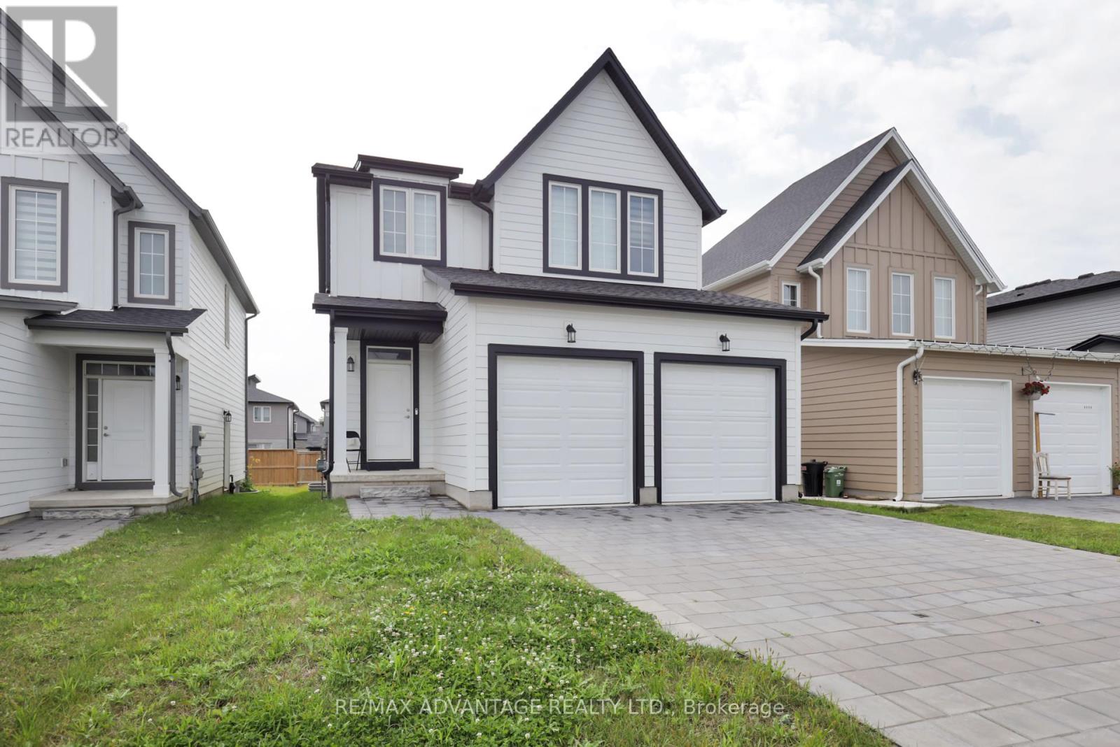 3038 Heardcreek Trail, London North, Ontario  N6G 2S7 - Photo 3 - X12338419