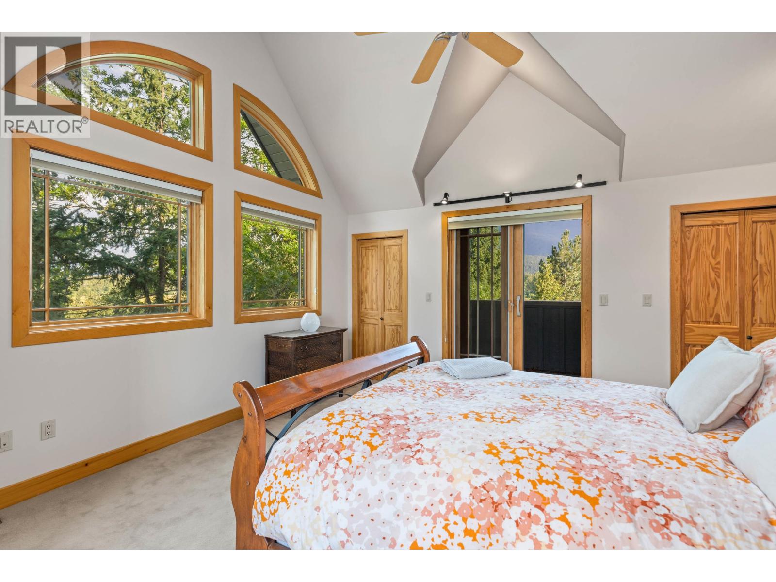 1360 Collins Road, Pemberton, British Columbia  V0N 2L0 - Photo 17 - R3036008