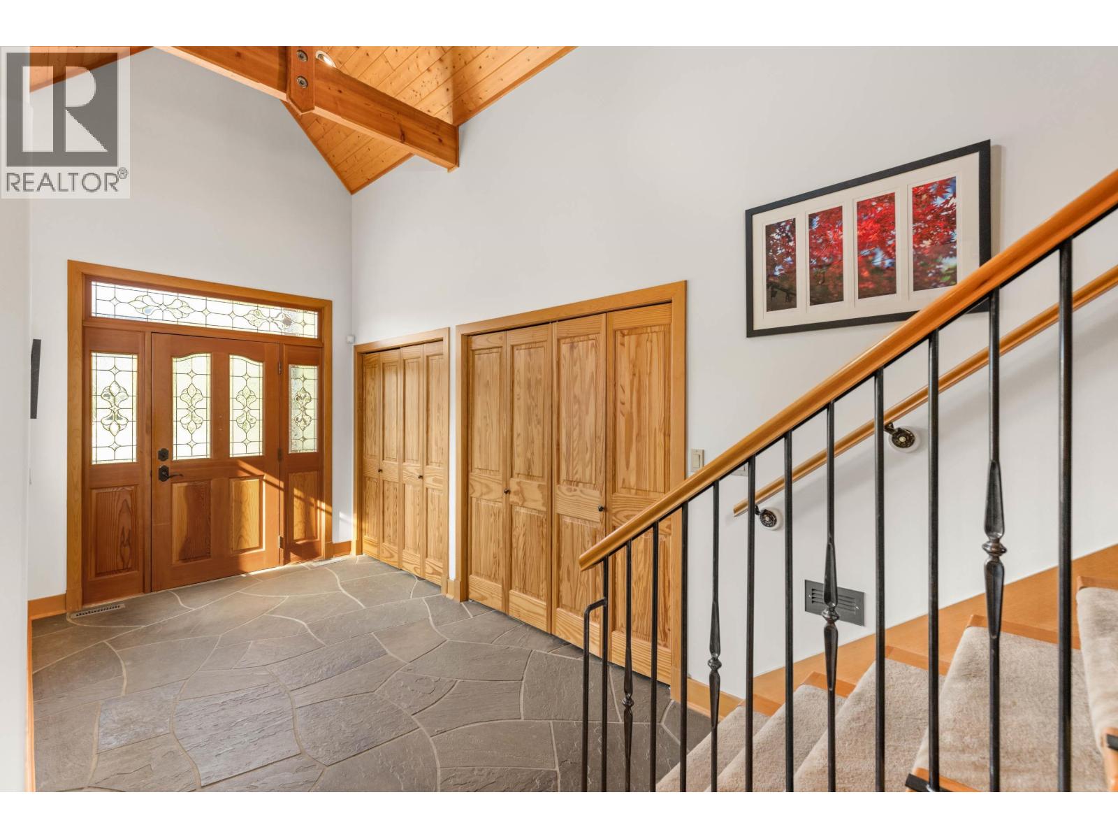 1360 Collins Road, Pemberton, British Columbia  V0N 2L0 - Photo 2 - R3036008