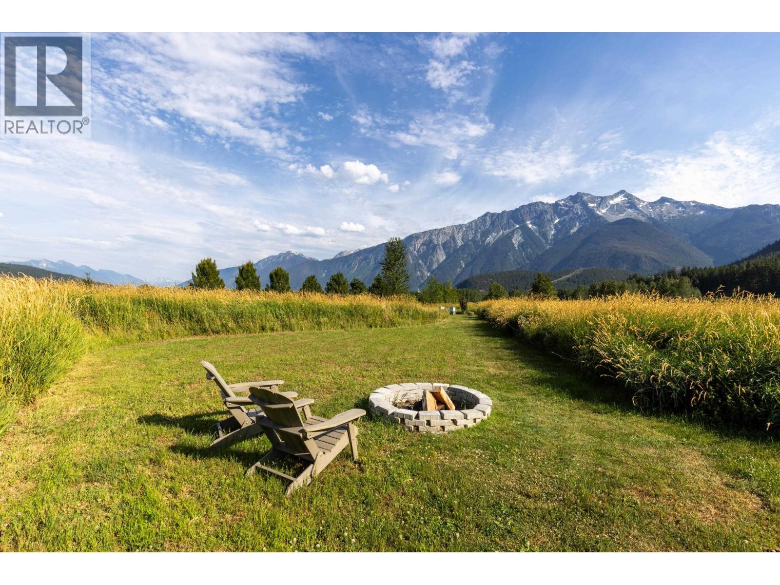 1360 Collins Road, Pemberton, British Columbia  V0N 2L0 - Photo 34 - R3036008