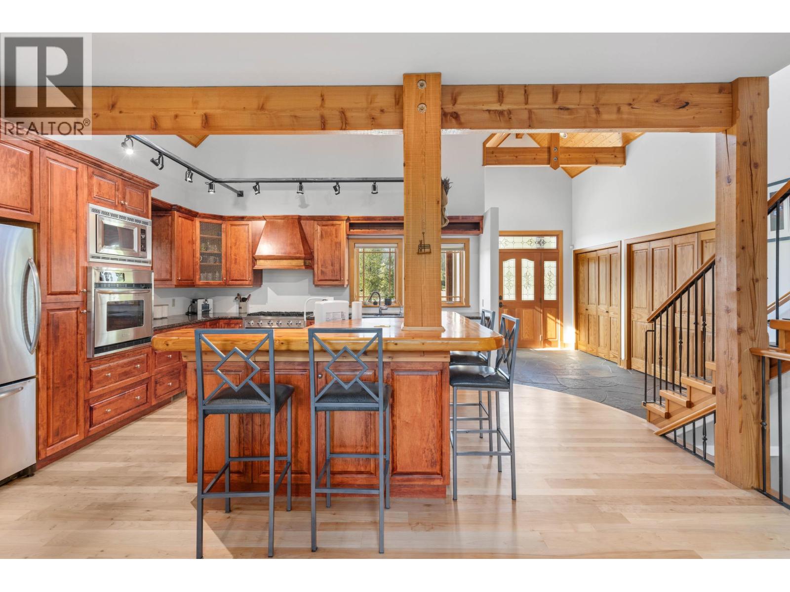 1360 Collins Road, Pemberton, British Columbia  V0N 2L0 - Photo 7 - R3036008