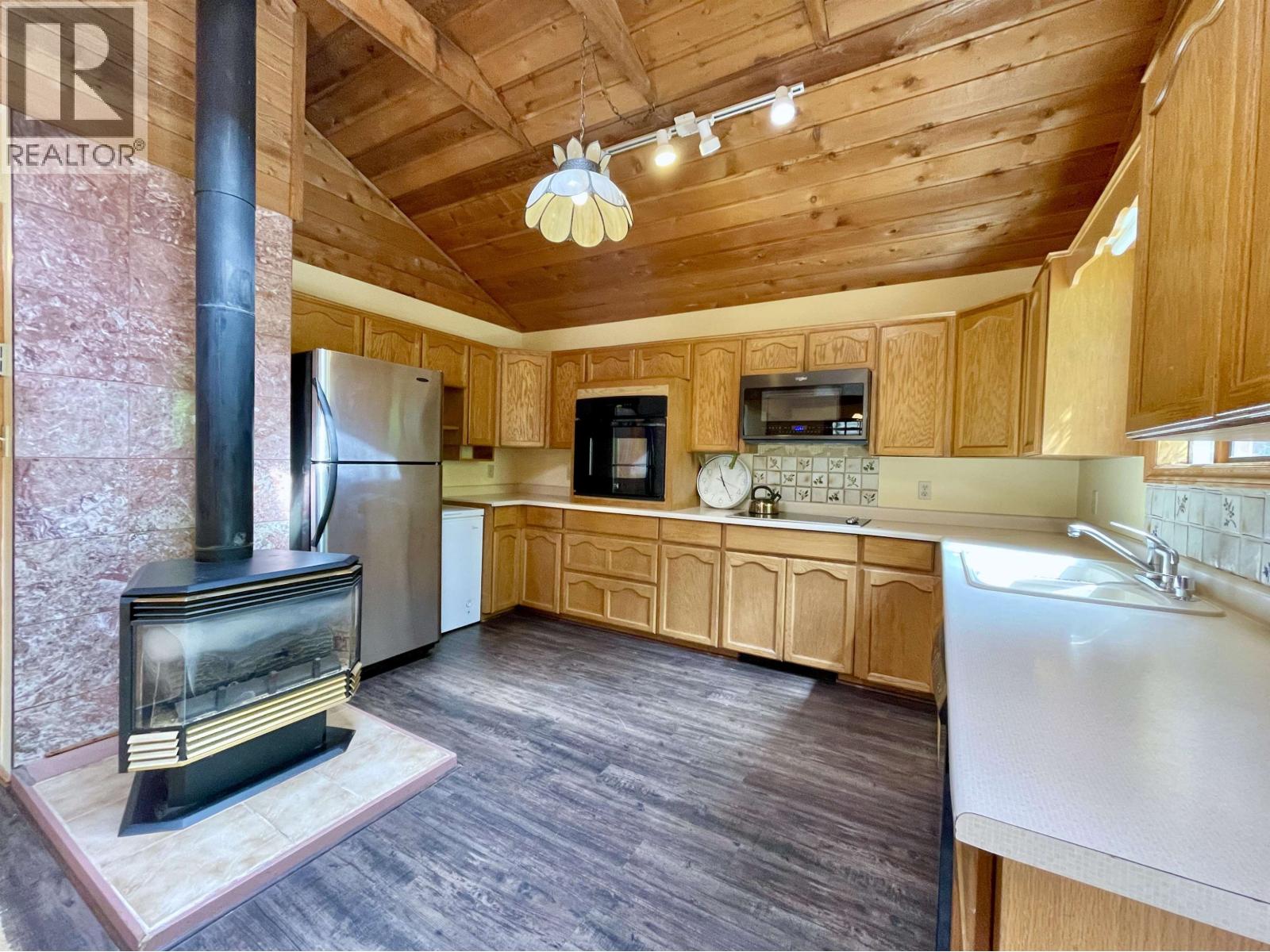 Property at 219 SEVENTH STREET image 3