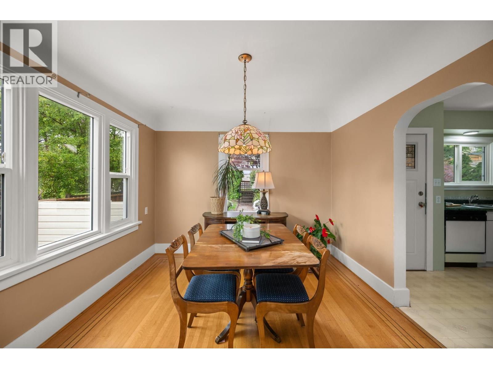 1509 Sixth Avenue, New Westminster, British Columbia  V3M 2C5 - Photo 8 - R3036085