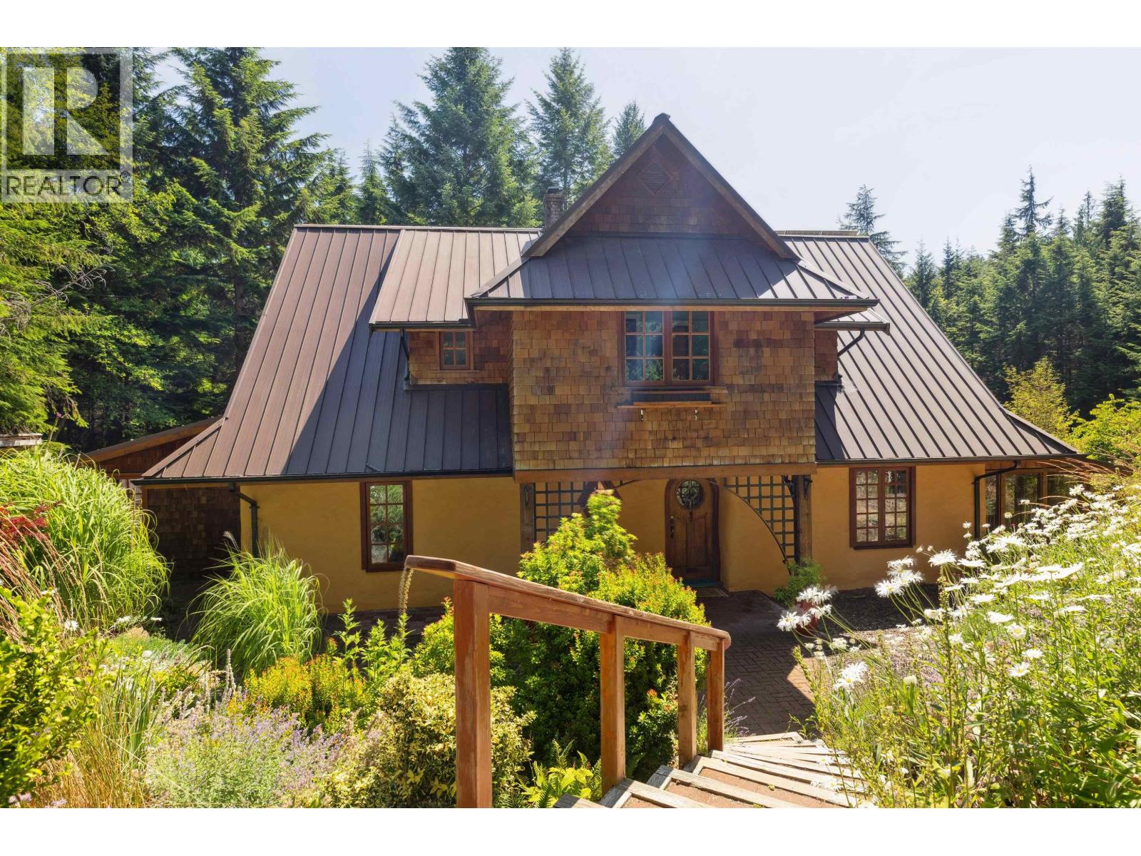 Property at 320 FOREST RIDGE ROAD image 3