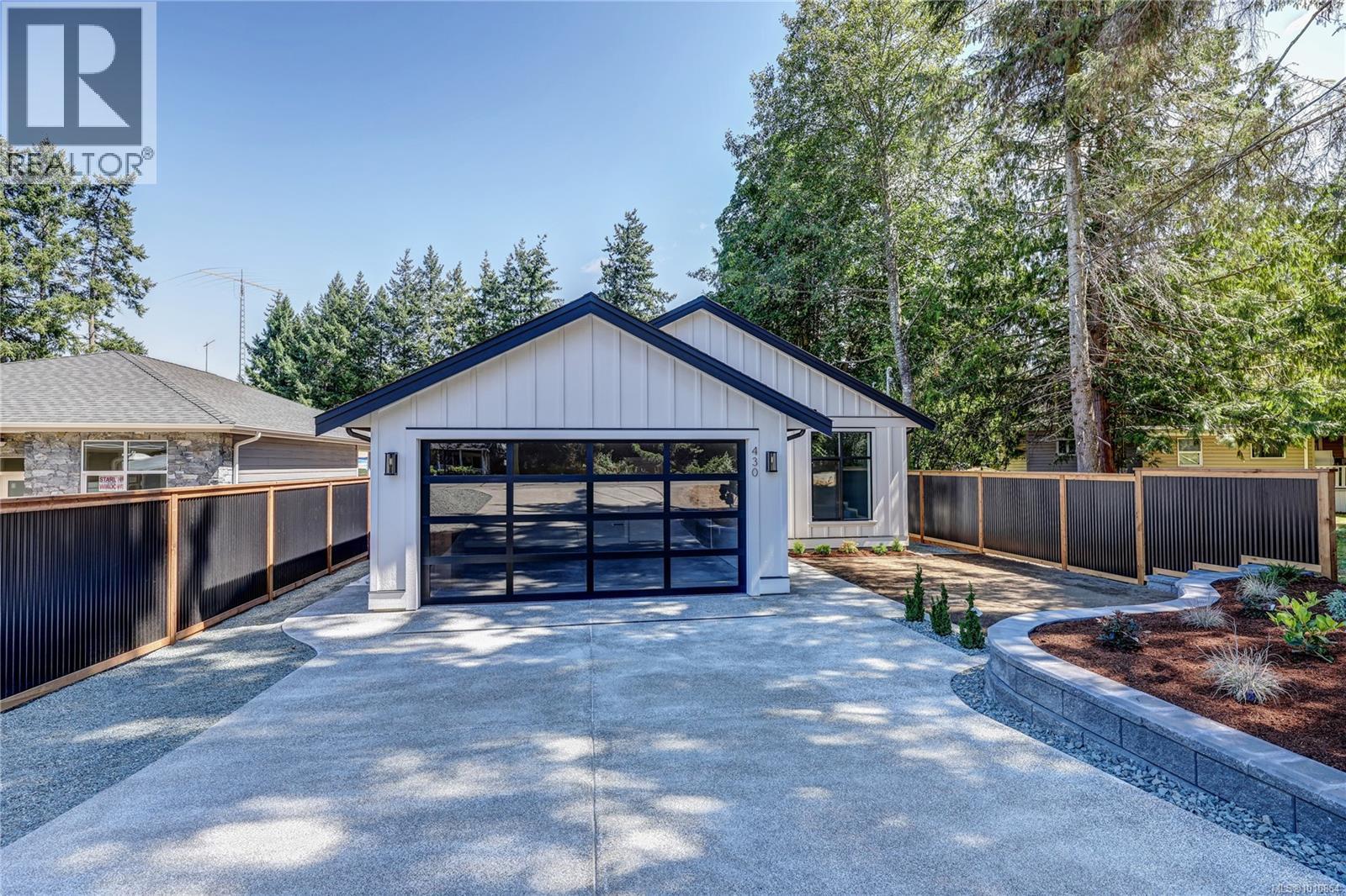 430 Craig St, Parksville, British Columbia  V9P 1L2 - Photo 2 - 1010864