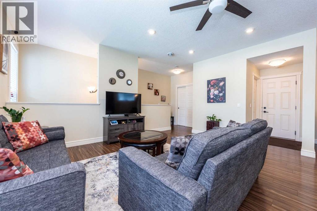 120 Savanna Walk Ne, Calgary, Alberta  T3J 0Y4 - Photo 11 - A2230354