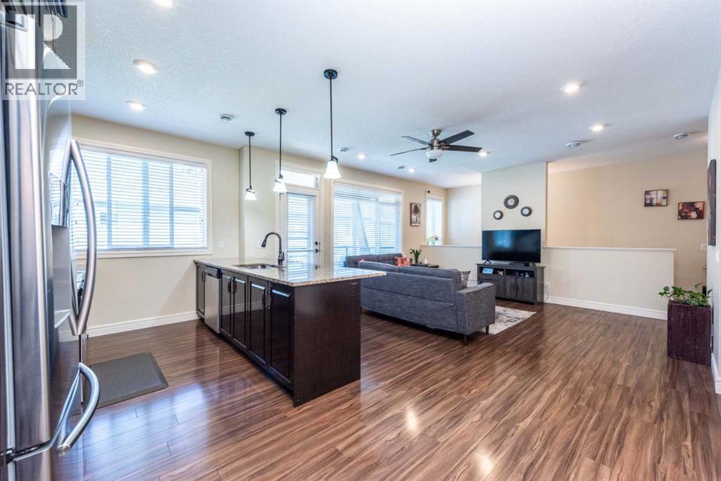 120 Savanna Walk Ne, Calgary, Alberta  T3J 0Y4 - Photo 9 - A2230354
