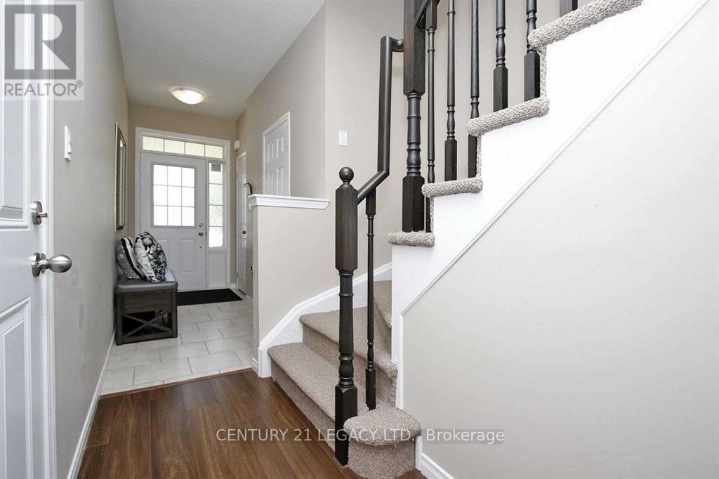 88 - 21 Diana Avenue, Brantford, Ontario  N3T 0G7 - Photo 3 - X12338440