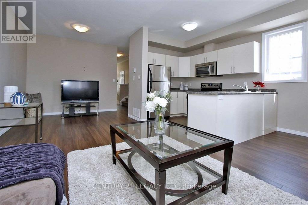 88 - 21 Diana Avenue, Brantford, Ontario  N3T 0G7 - Photo 5 - X12338440