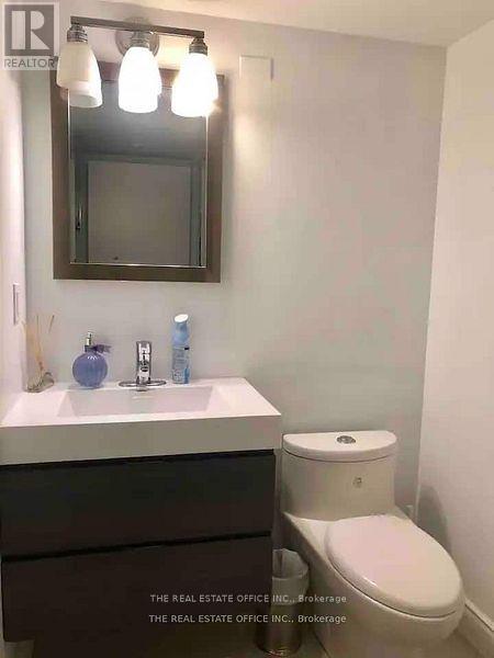 3802 - 219 Fort York Boulevard, Toronto, Ontario  M5V 1B1 - Photo 12 - C12338456